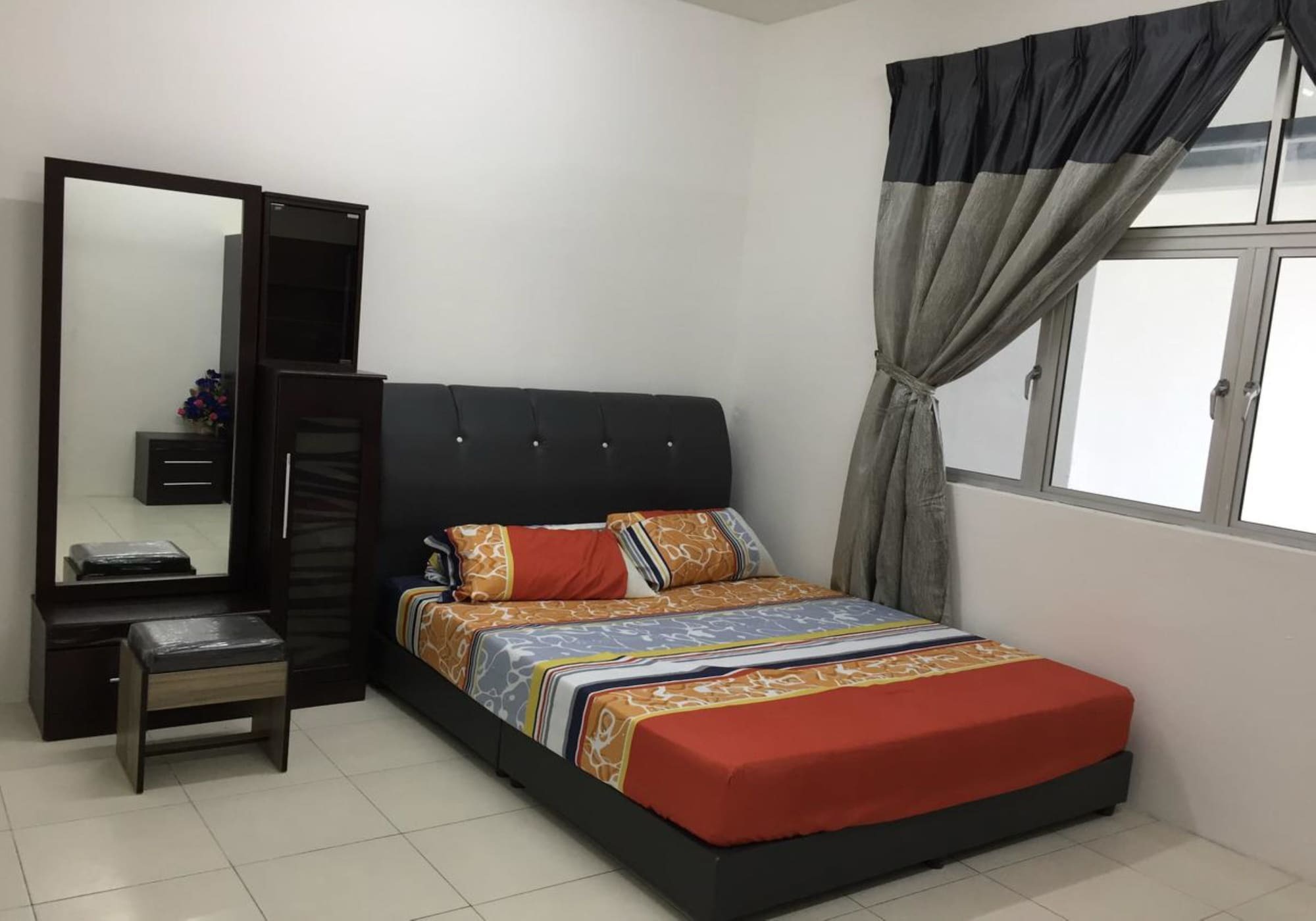 Bistari Homestay Parit Raja Uthm المظهر الخارجي الصورة